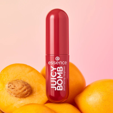 ESSENCE Plumping Lip Gloss...